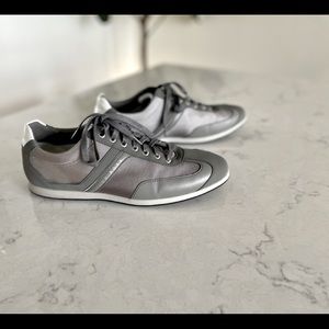 Hugo Boss Grey & Silver leather low-top sneakers